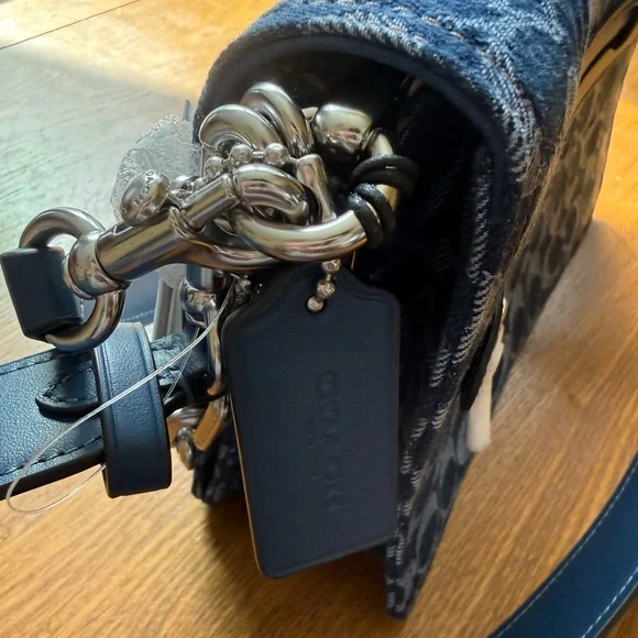 Chain Tabby Shoulder Bag In Signature Denim